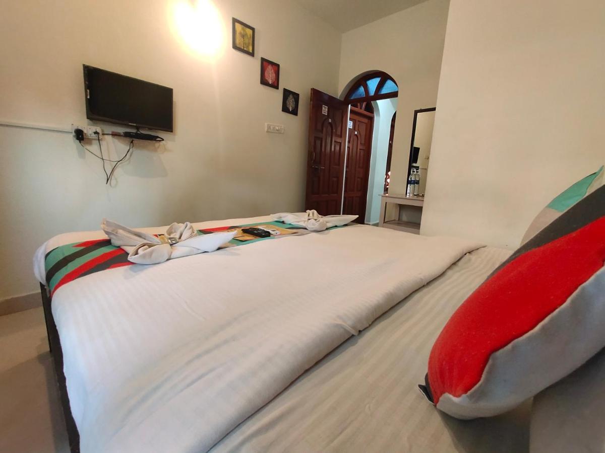 Rj14 Accommodations At Baga Beach Экстерьер фото