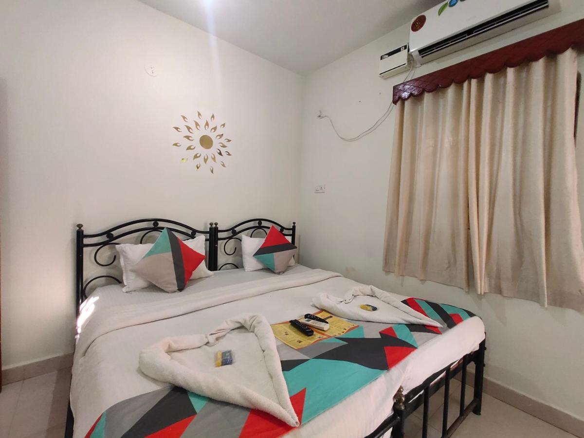 Rj14 Accommodations At Baga Beach Экстерьер фото