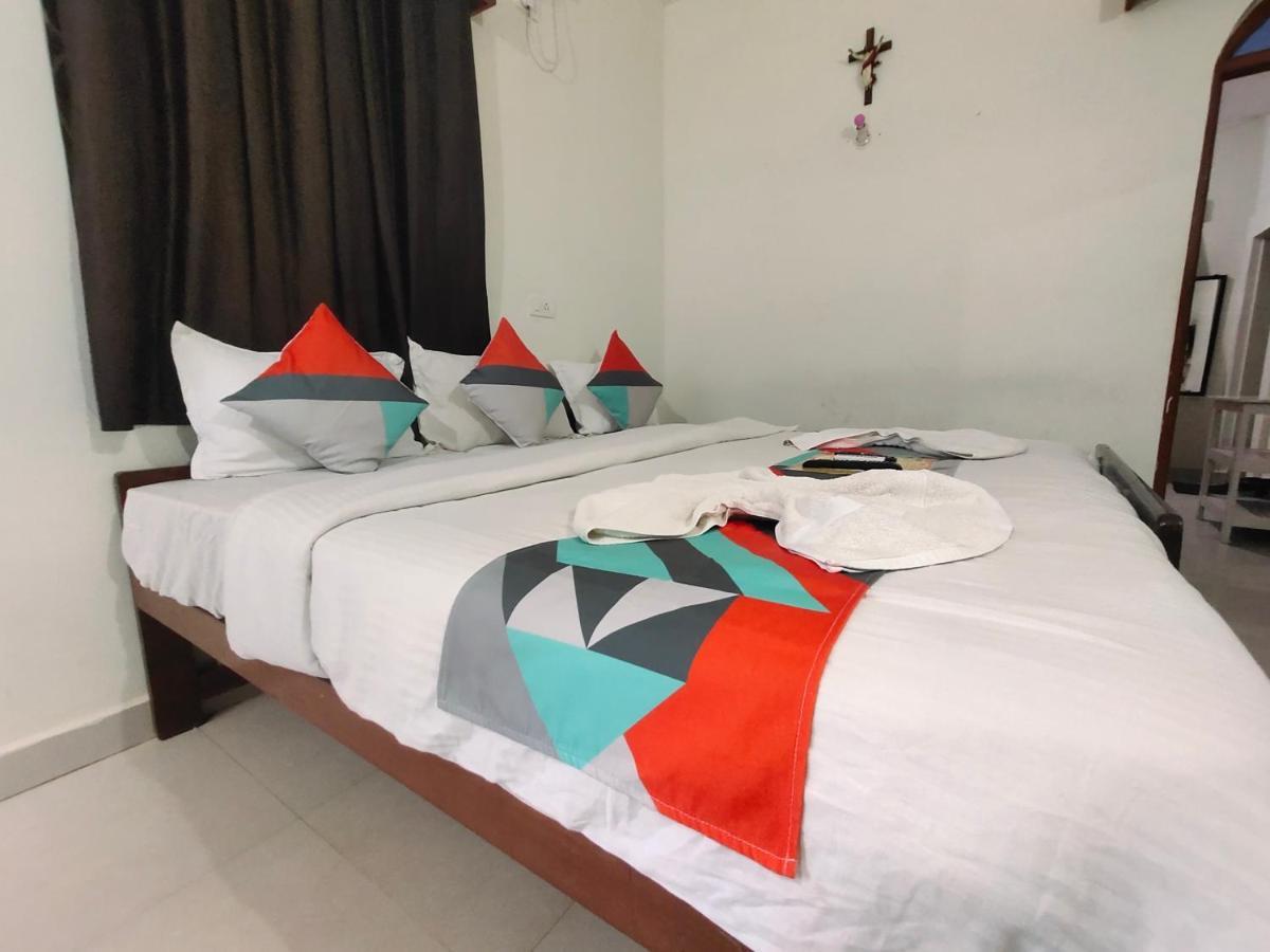 Rj14 Accommodations At Baga Beach Экстерьер фото