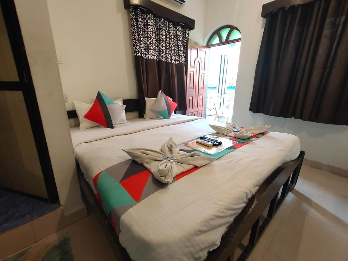 Rj14 Accommodations At Baga Beach Экстерьер фото