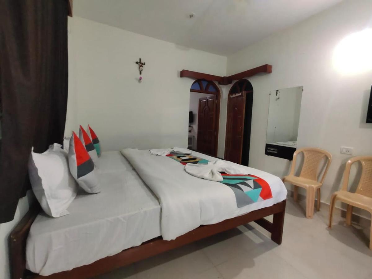 Rj14 Accommodations At Baga Beach Экстерьер фото